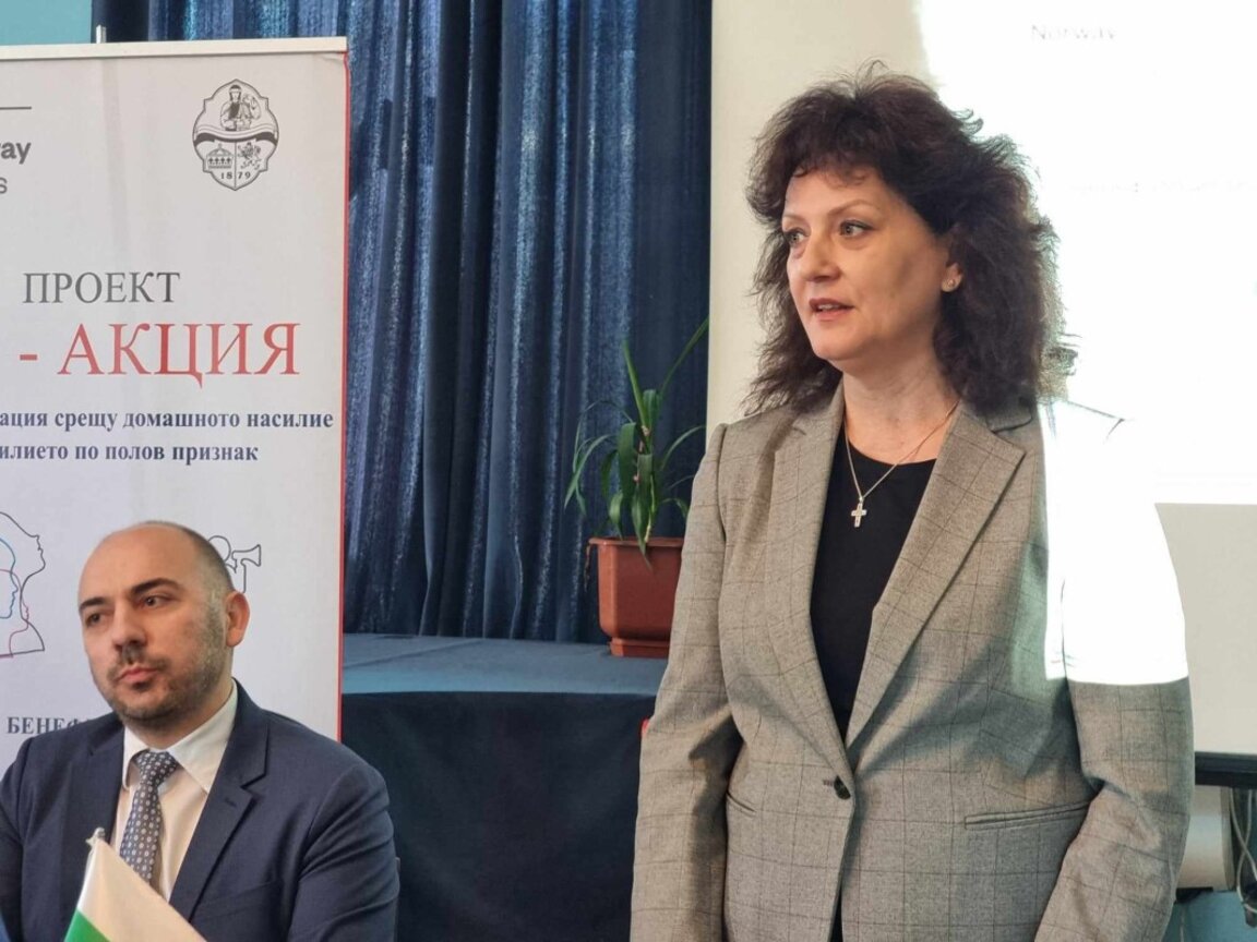 Ромите в малките населени места трудно разпознават домашното насилие