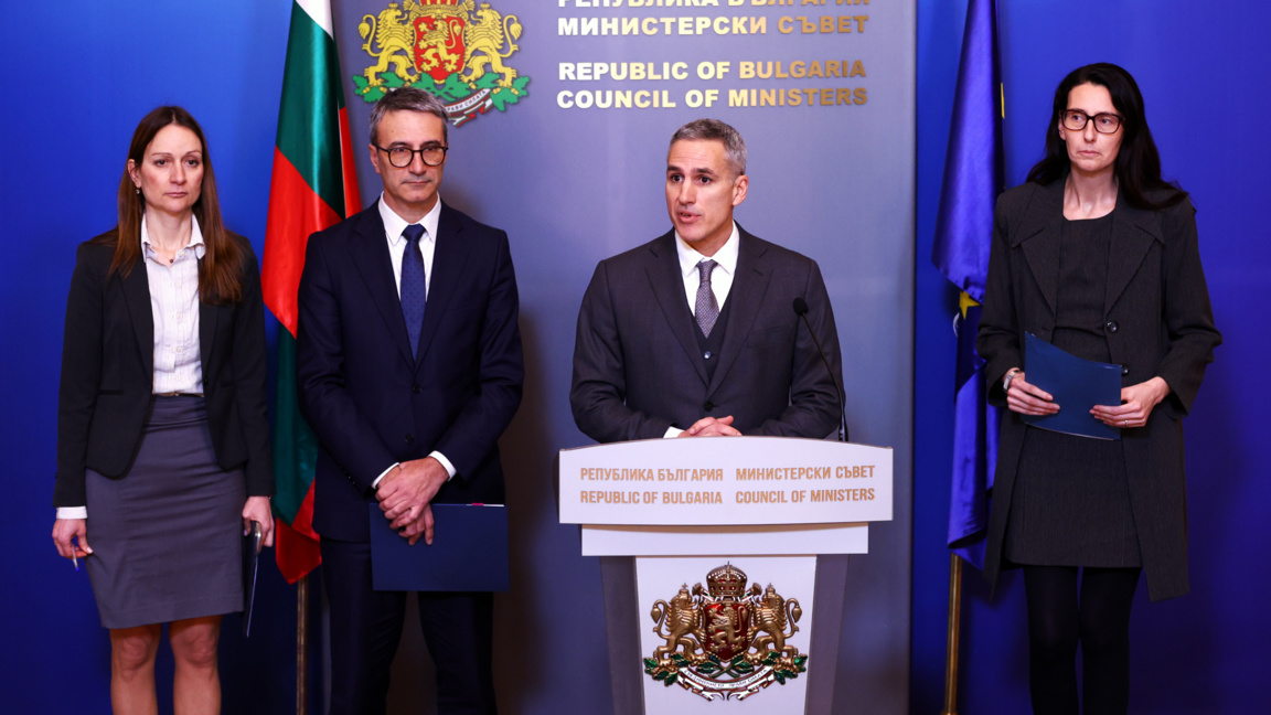 Брифинг в сградата на Министерския съвет след работна среща на премиера Андрей Гюров с министрите на енергетиката, икономиката и регионалното развитие