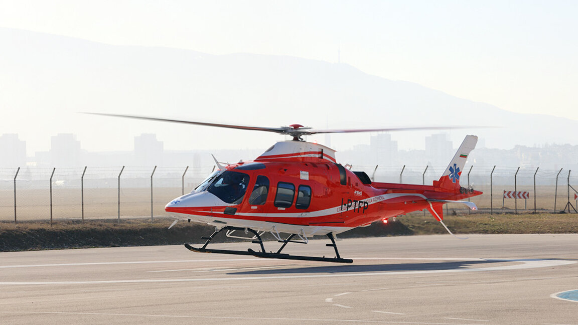 Медицинският хеликоптер в действие - как и на кого помага?