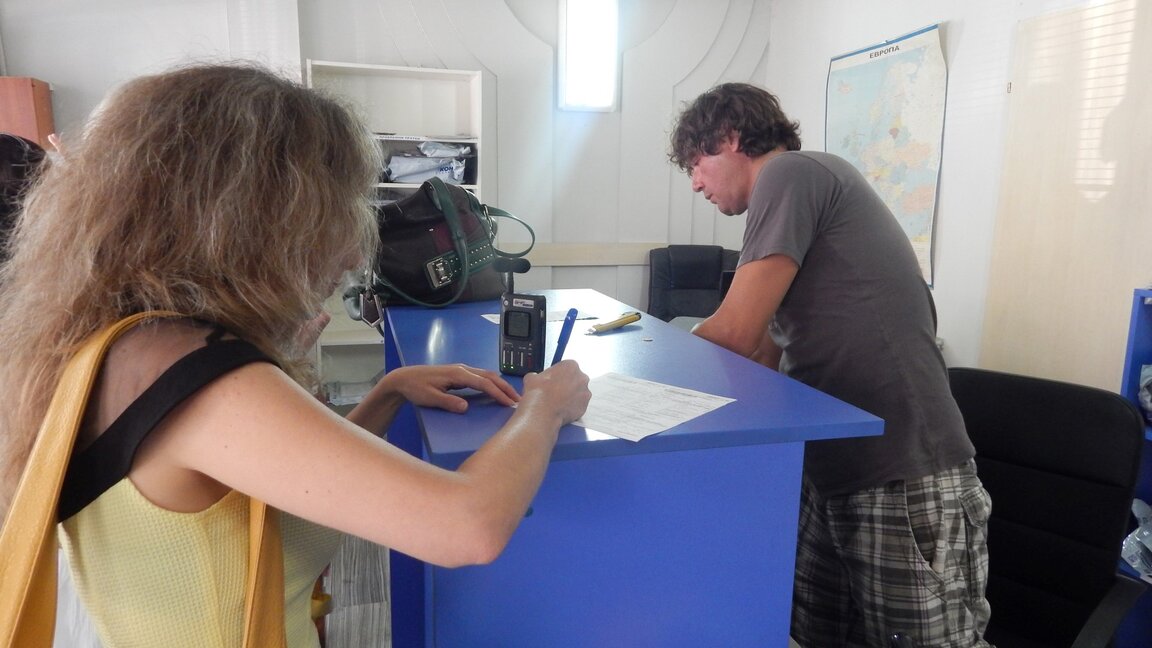 Близо с 10% поскъпват някои куриерски услуги от 1 март