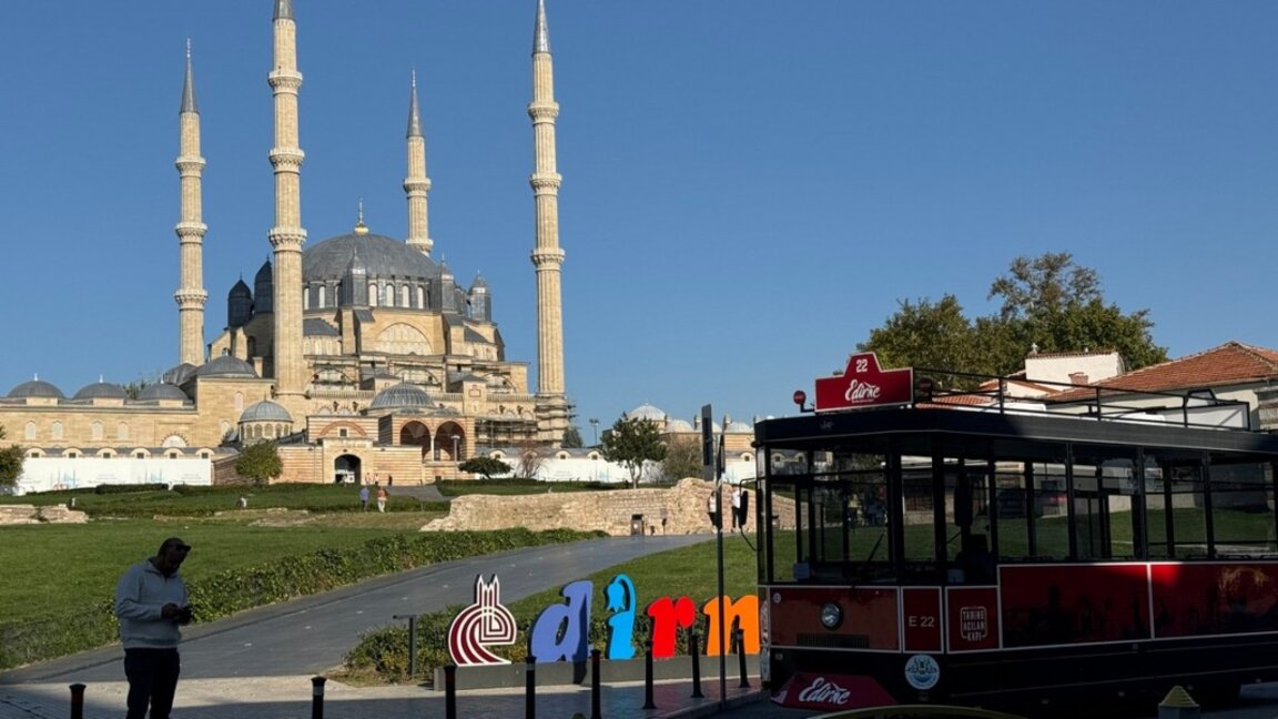 Edirne Kakava ve Hıdırellez Şenlikleri, Bulgaristan’dan binlerce misafir ağırlıyor