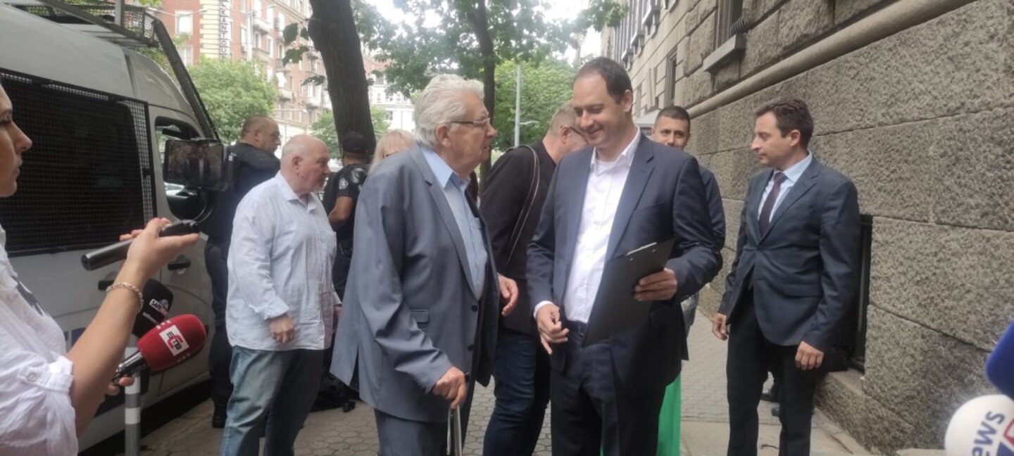 ИК внесе заявление в парламента за референдум за националния празник 3 март