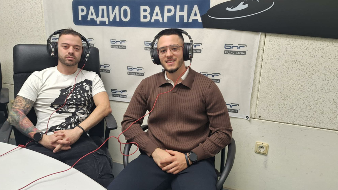 Младежи от Варна помагат на хора в нужда за една "Топла Коледа"