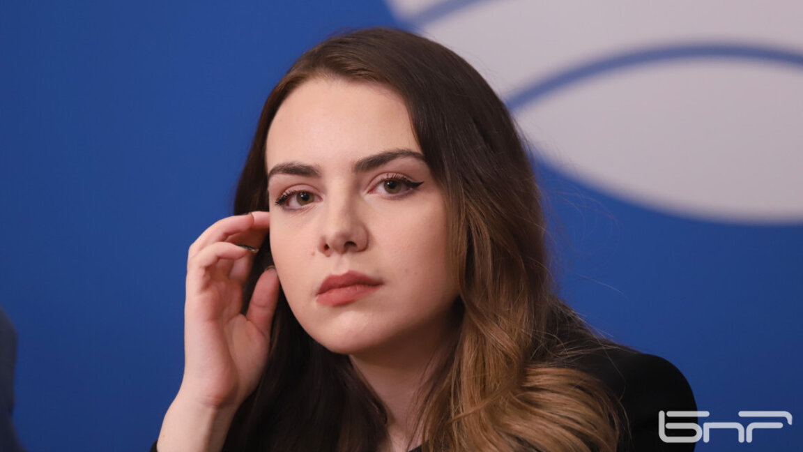 Нургюл Салимова