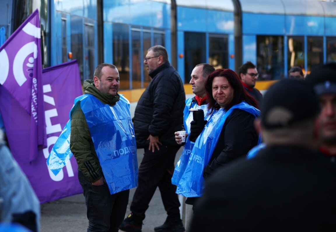 Четвърти ден без градски транспорт в София. Докога ще продължи кризата?