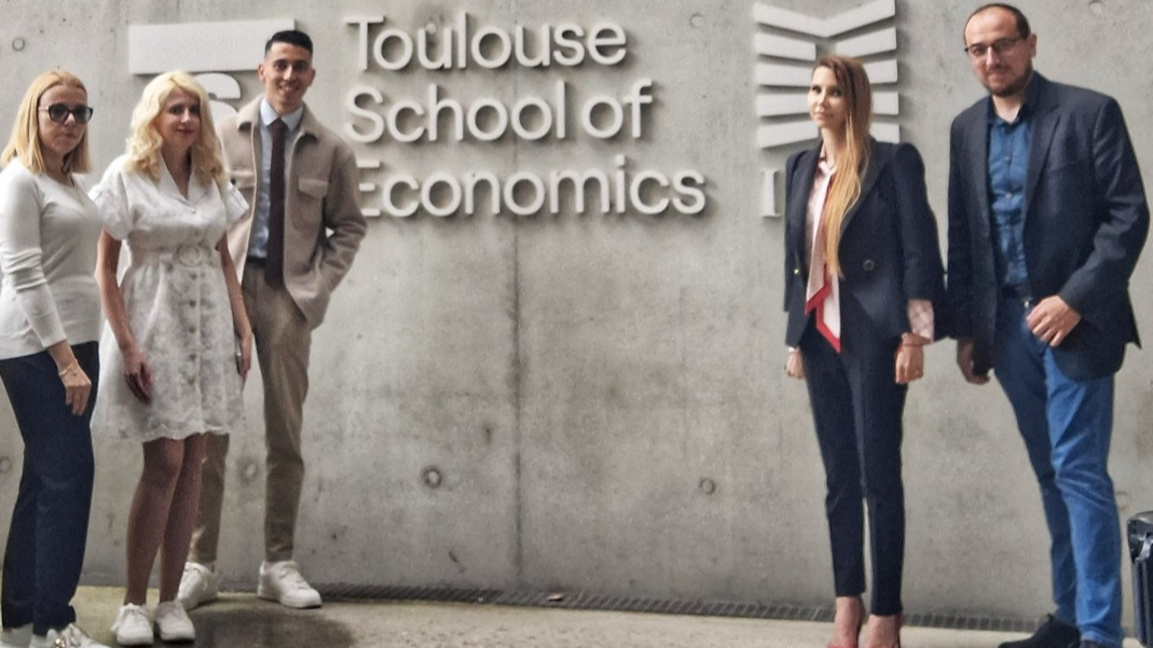 Млади изследователи дискутират за "справедливия изкуствен интелект" 