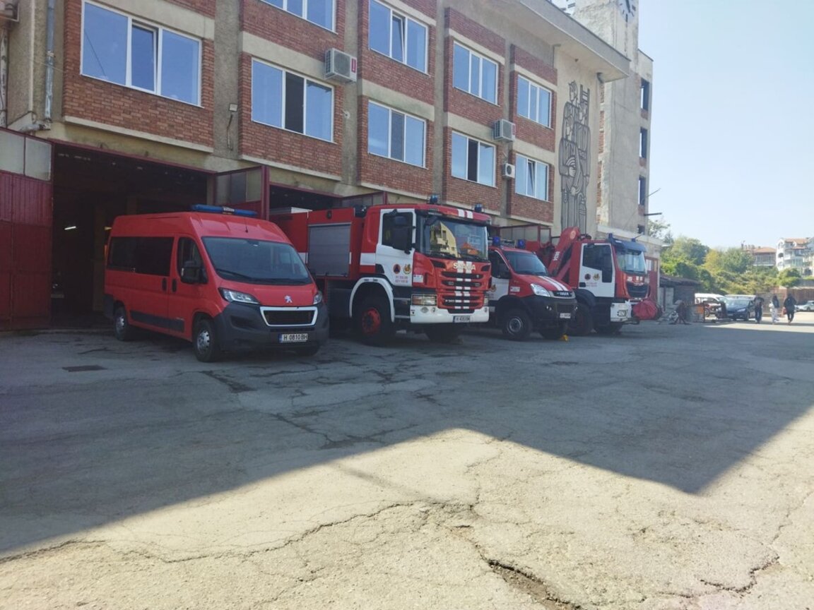 Пожарникарите празнуват