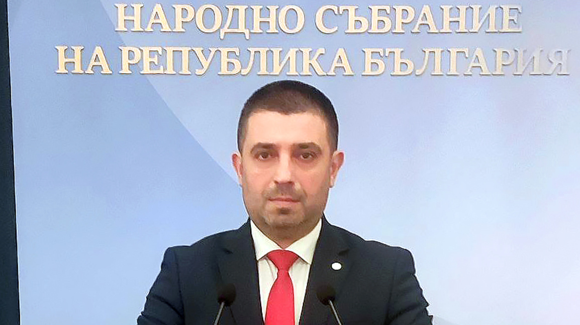 Борис Аладжов