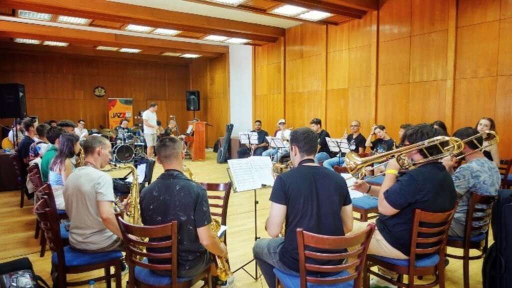 Джаз академията "Милчо Левиев" в Банско вече покрива с ментори всички инструменти