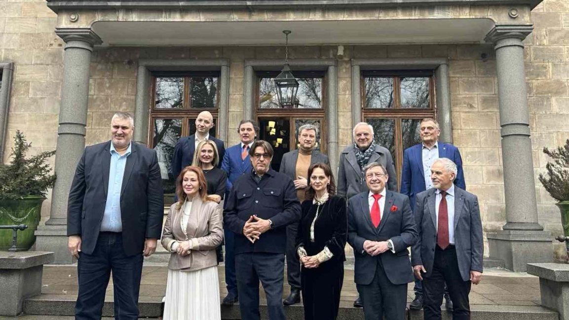 Водещи професионалисти в Стратегически съвет към Националния Борд по Туризъм