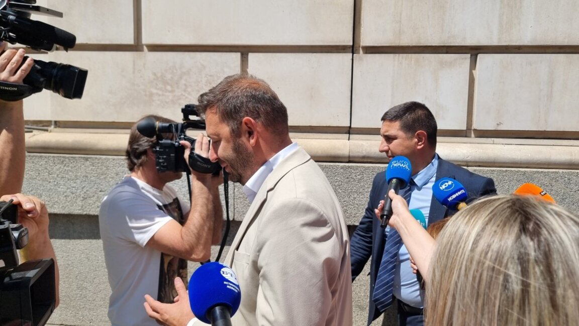 Полиция увезла на допрос заместителя мэра Софии Николу Барбутова