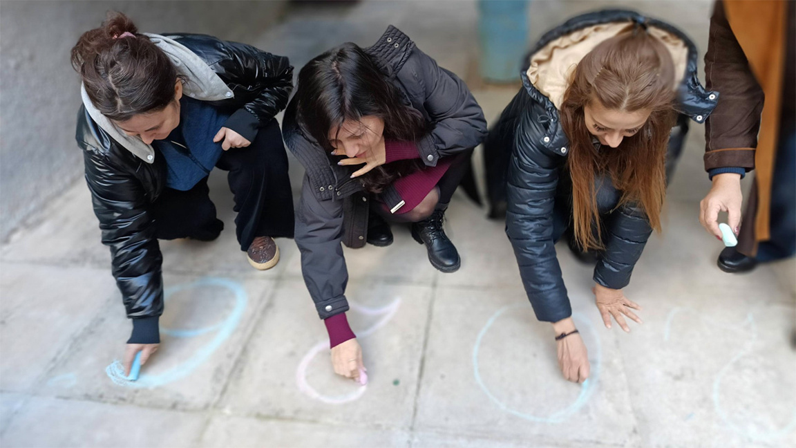В училище "АБВ Учебна академия" в Атина наричаха за здраве през 2026 г.