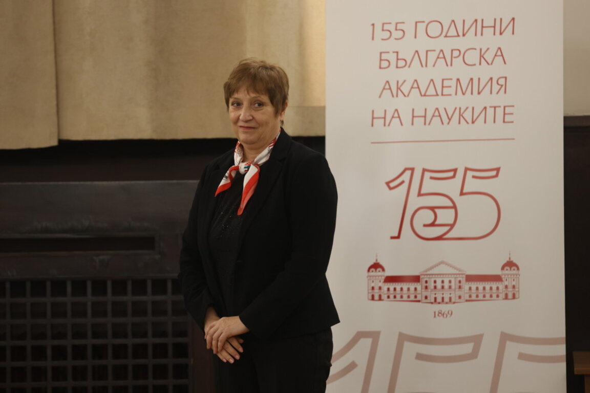 Евелина Славчева