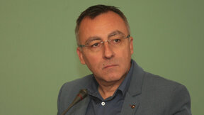 Има "глад" за учители по математика и физика, алармират школски директори
