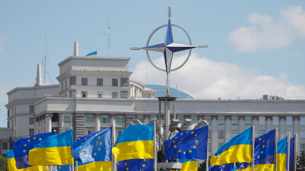 Ministrul Apărării: Bulgaria nu intenționează să înființeze o bază NATO lângă Yambol