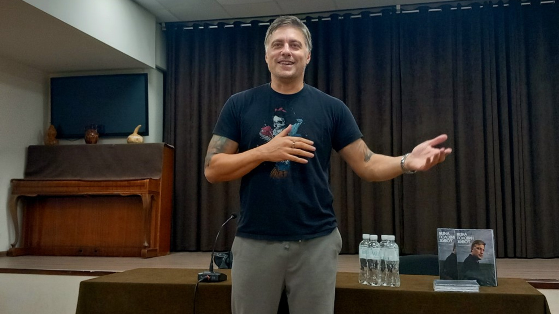 Владимир Карамазов представи книгата си "Мина половин живот" в Белоградчик
