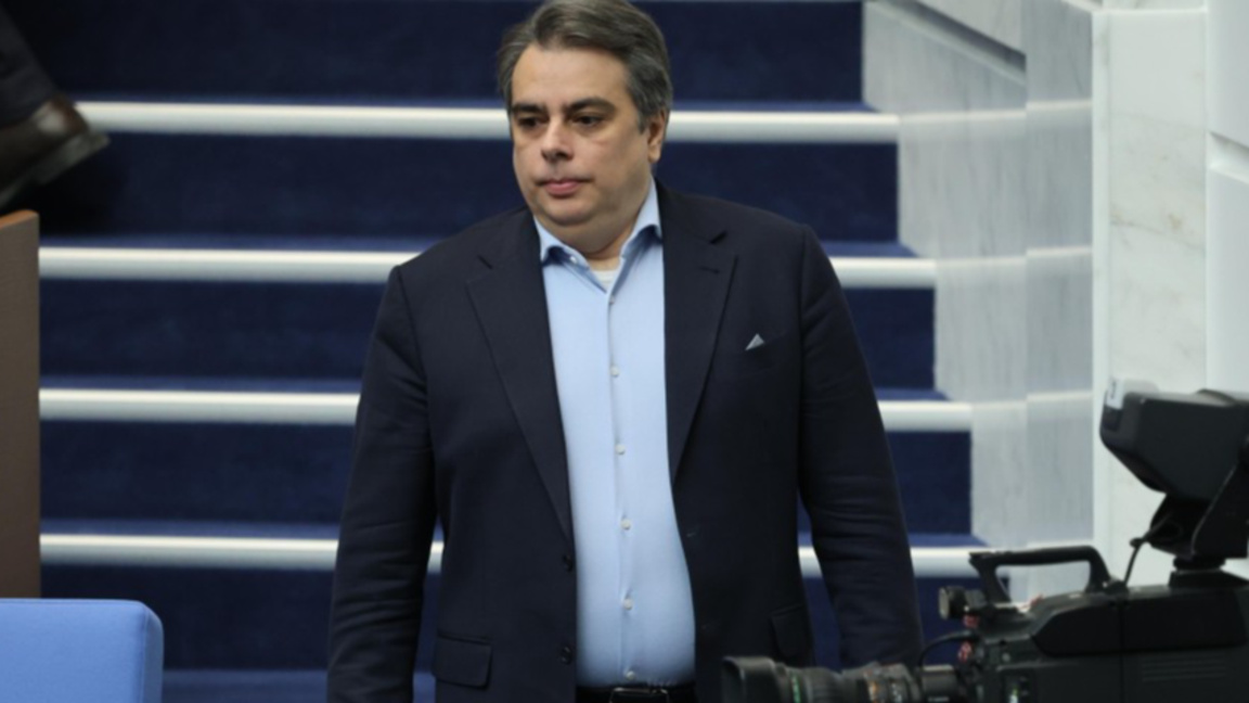 Асен Василев в НС.