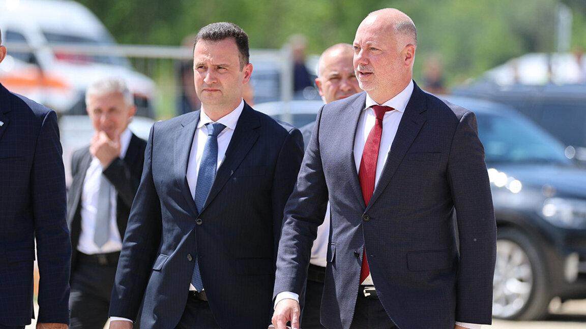 Министърът на енергетиката Жечо Станков и премиерът Росен Желязков