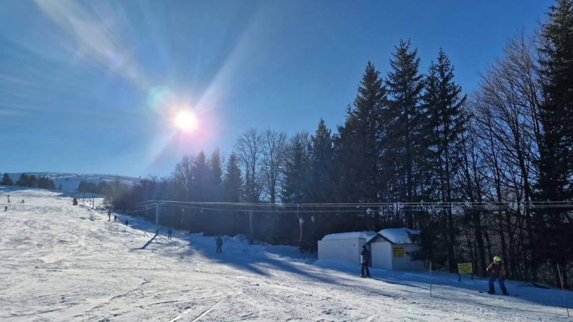 Ήλιος στη Βόρεια Βουλγαρία και στα ορεινά, ομίχλη και νεφώσεις στις κοιλάδες