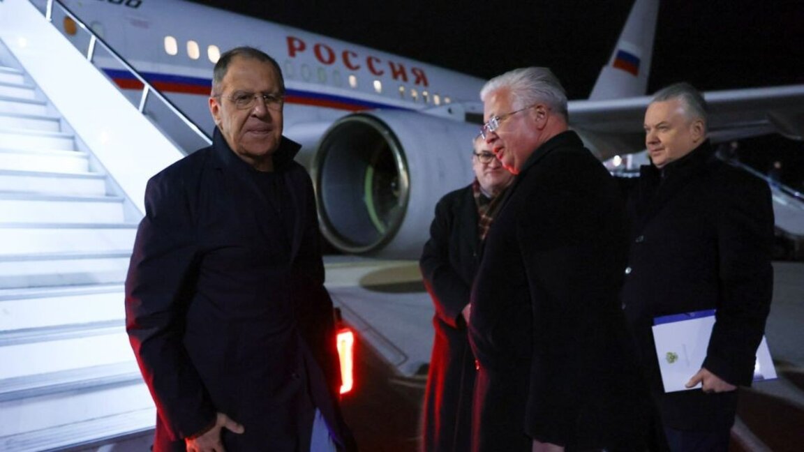 L'avion de Sergueï Lavrov s'est vu refuser l'espace aérien bulgare à cause de sa porte-parole...