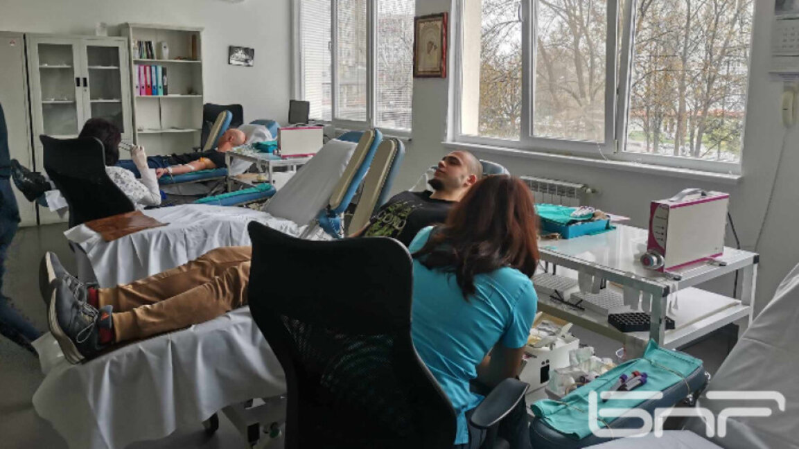 Ще отличат доброволни кръводарители в Бургас