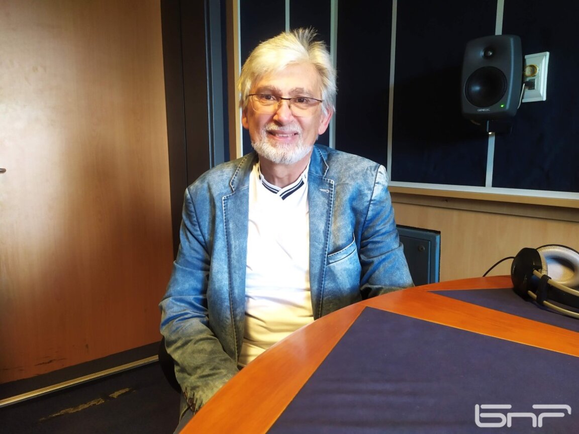 Мартен Калеев - писател