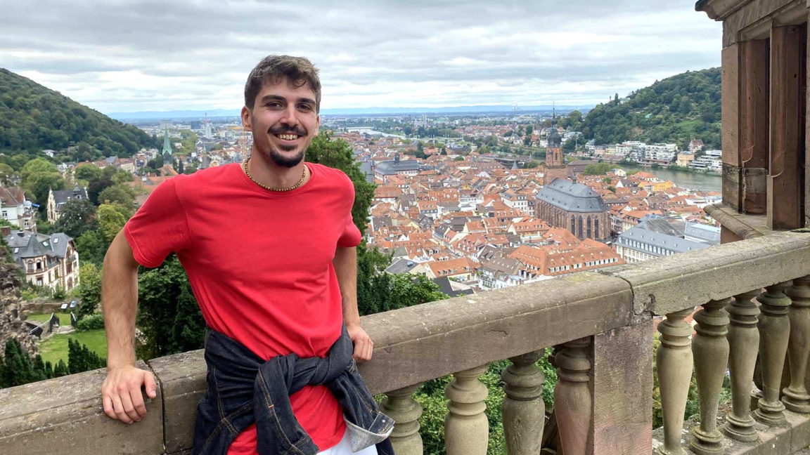 Александър Момчев