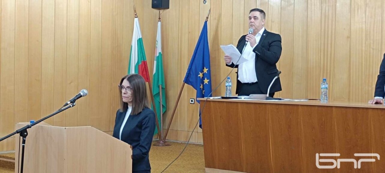 Георги Станилов подаде оставка като зам.-председател на Общинския съвет на Средец (видео)