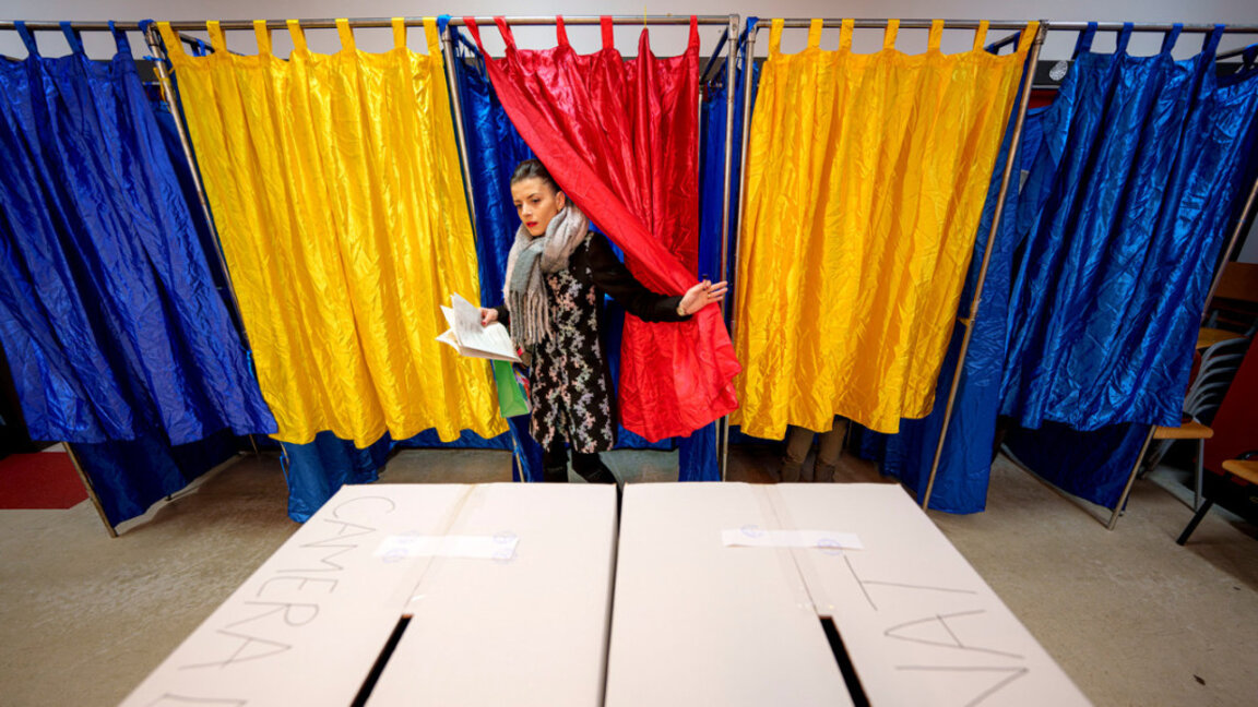 Социолозите очакват оспорван балотаж на президентските избори в Румъния