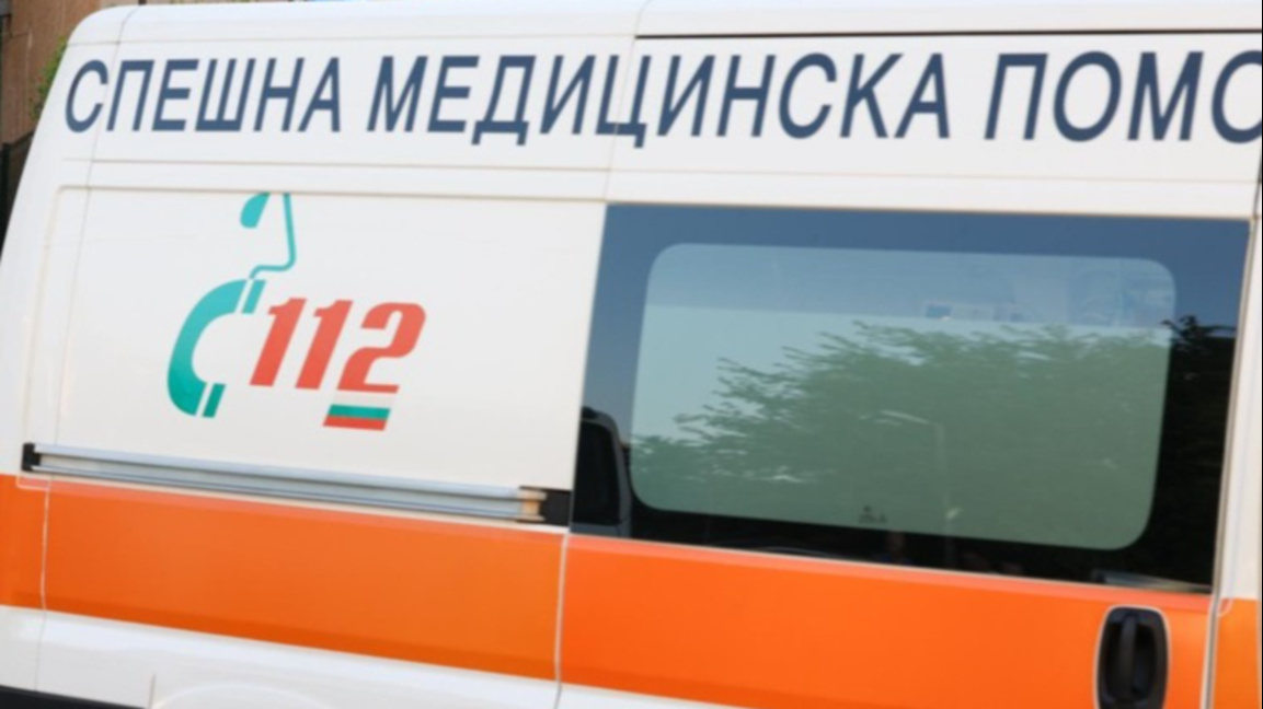 Спешна медицинска помощ линейка