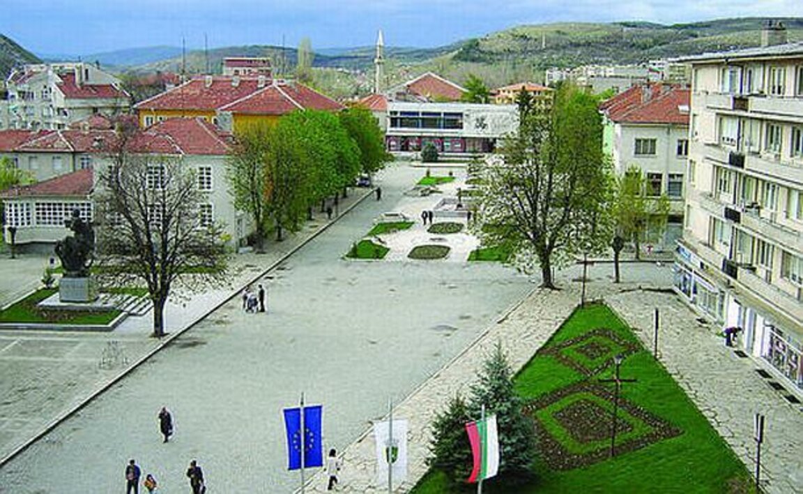 В Крумовград канят на концерт "С песните на Лили Иванова"