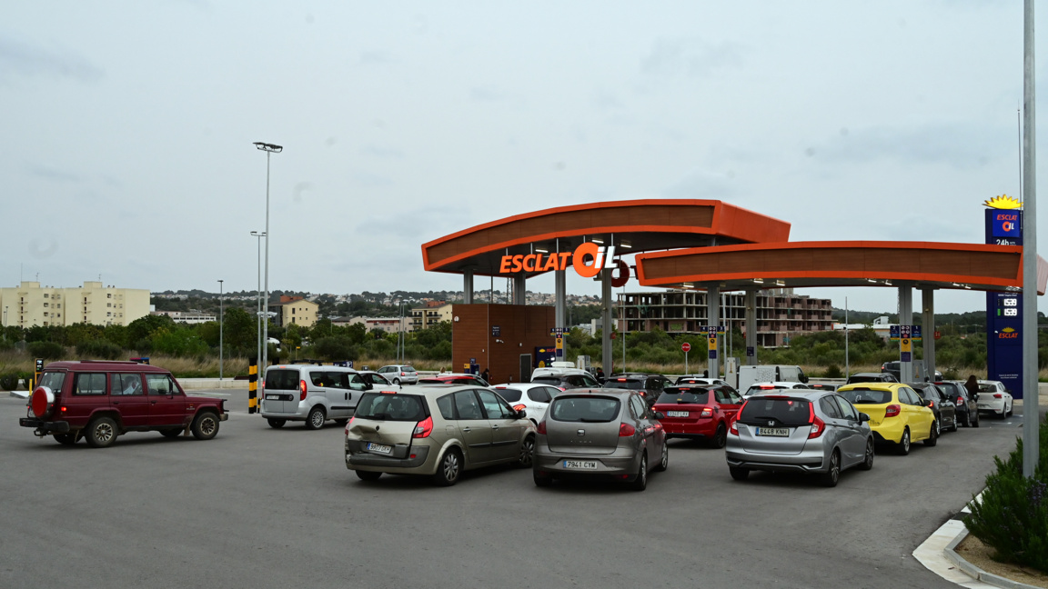 Испания: Най-сериозен скок в цените на горивата за последните 4 г.