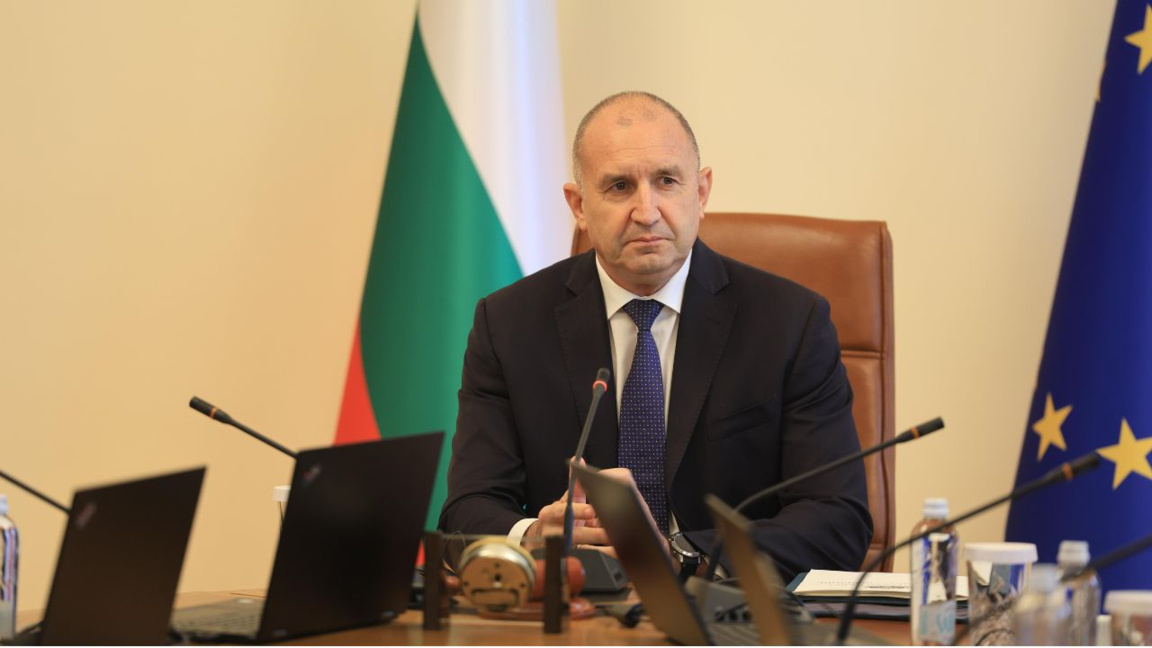 „Bulgaria Progresistă” își menține avansul electoral, arată un sondaj