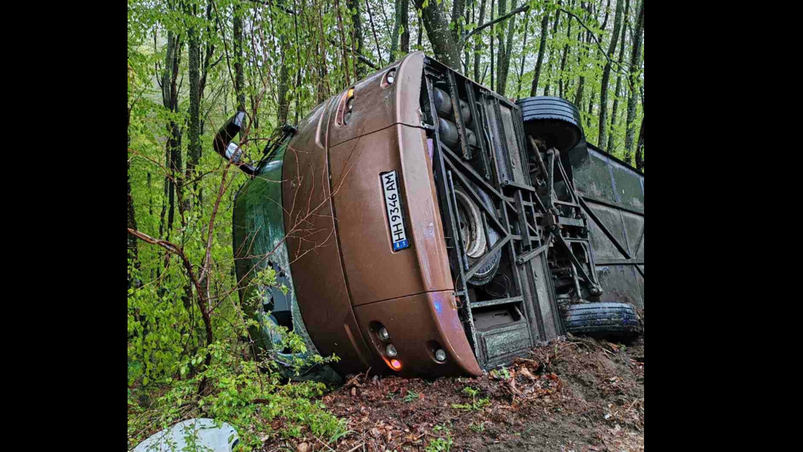 Двама души са загинали при инцидент с автобус край Малко Търново