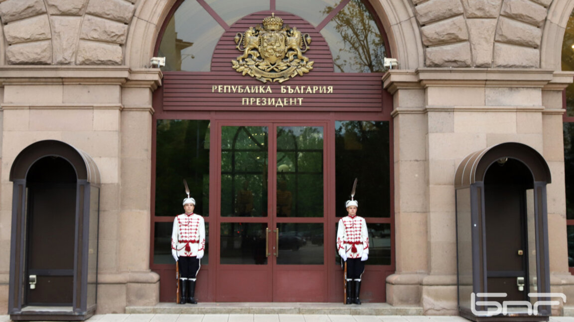 Започна срещата на президента с държавния глава на РСМ Гордана Силяновска-Давкова