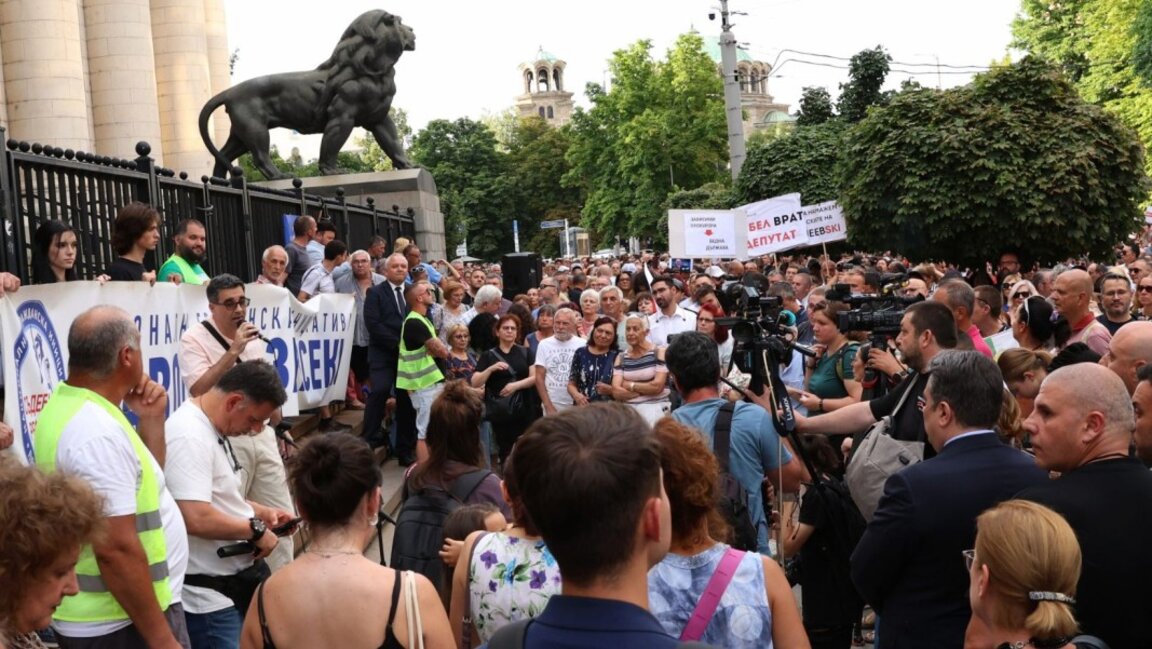 Българи в страната и зад граница на протест срещу избирателното правосъдие