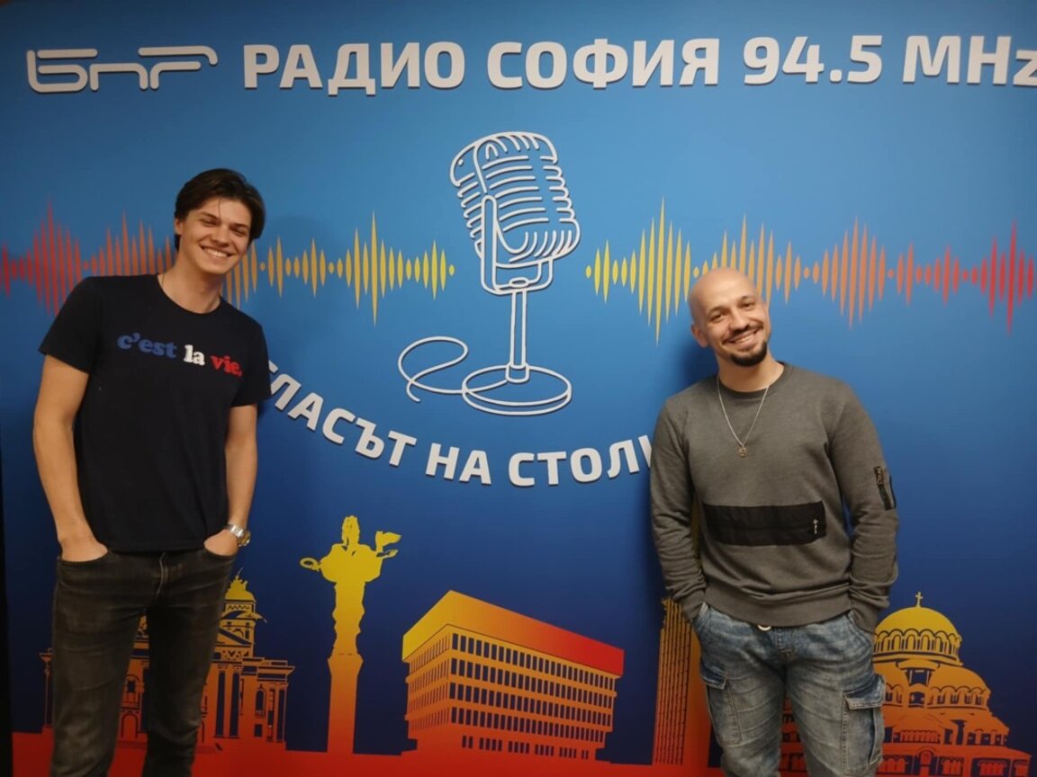 "Всичко това е тя" е необикновен спектекъл за взаимоотношенията между майка и син