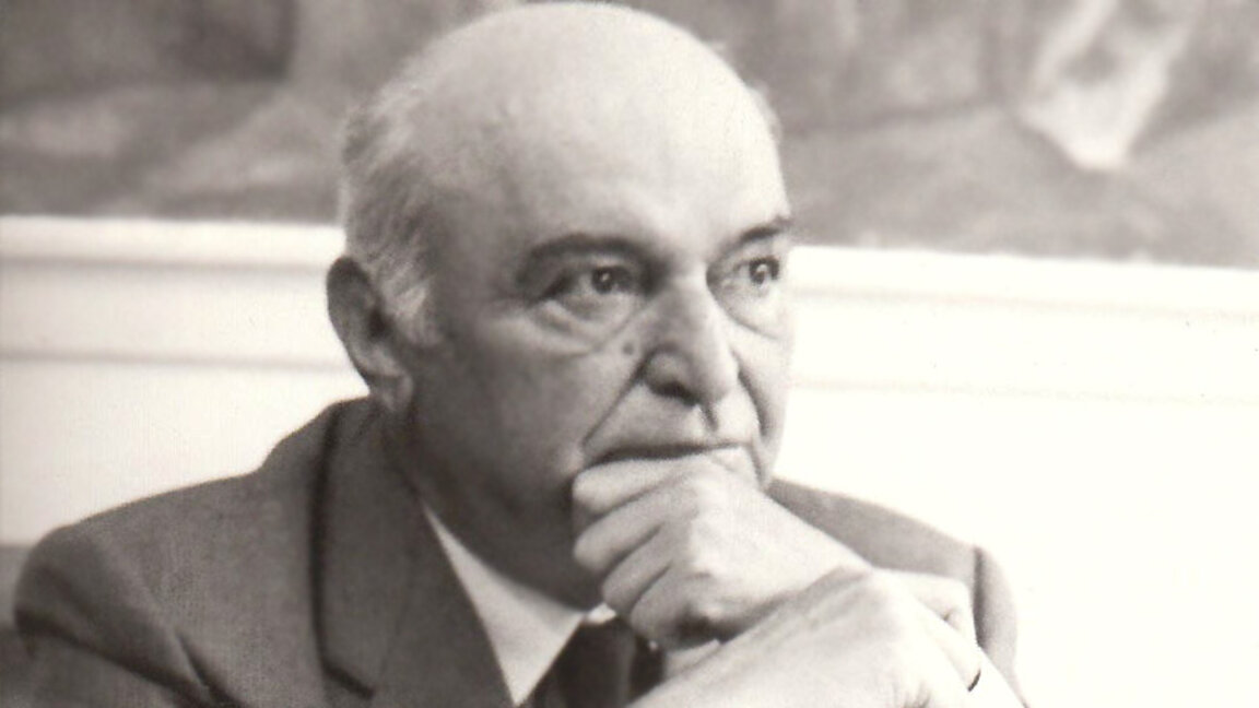 Павел Вежинов