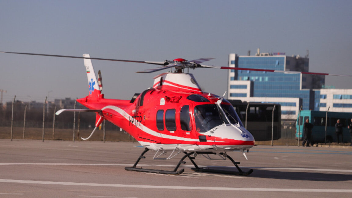 Представят първия български медицински хеликоптер