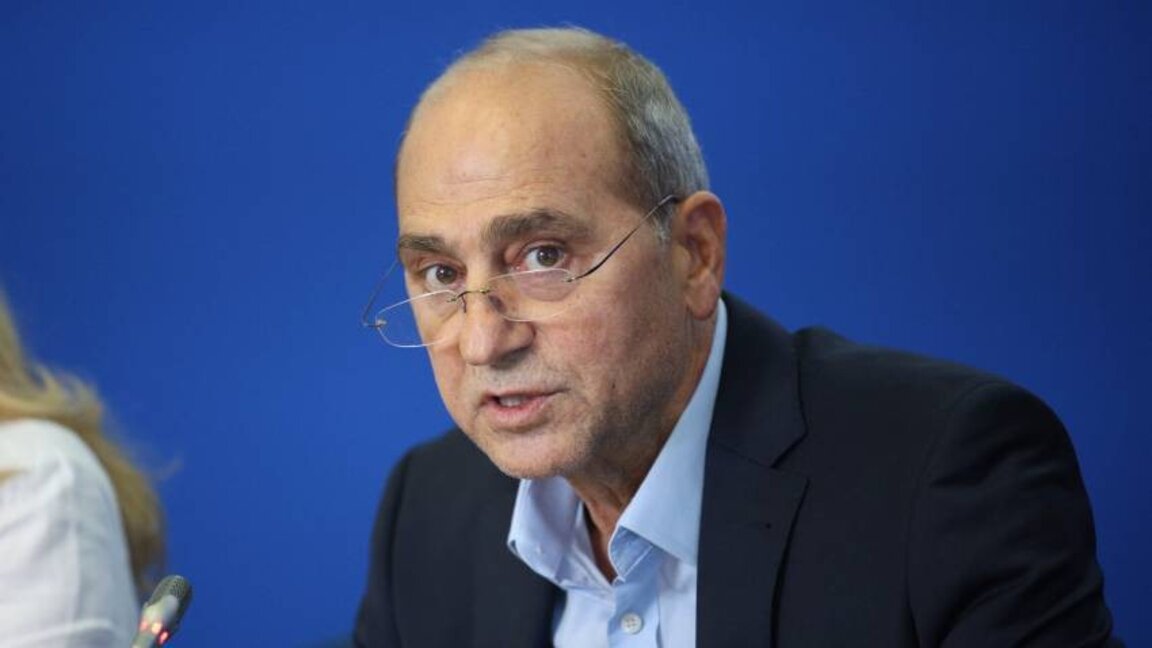 Στόγιου Νέντιν