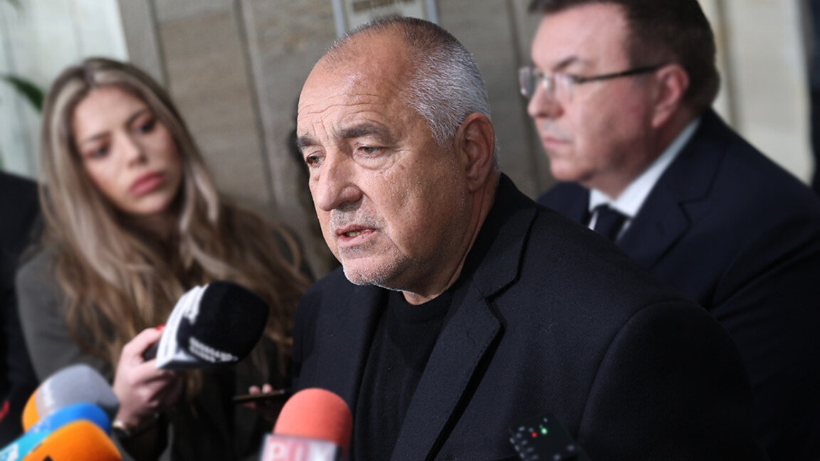Boyko Borisov: “Los reactores de la central atómica de Bélene pueden suministrar carga eléctrica a centros de datos”