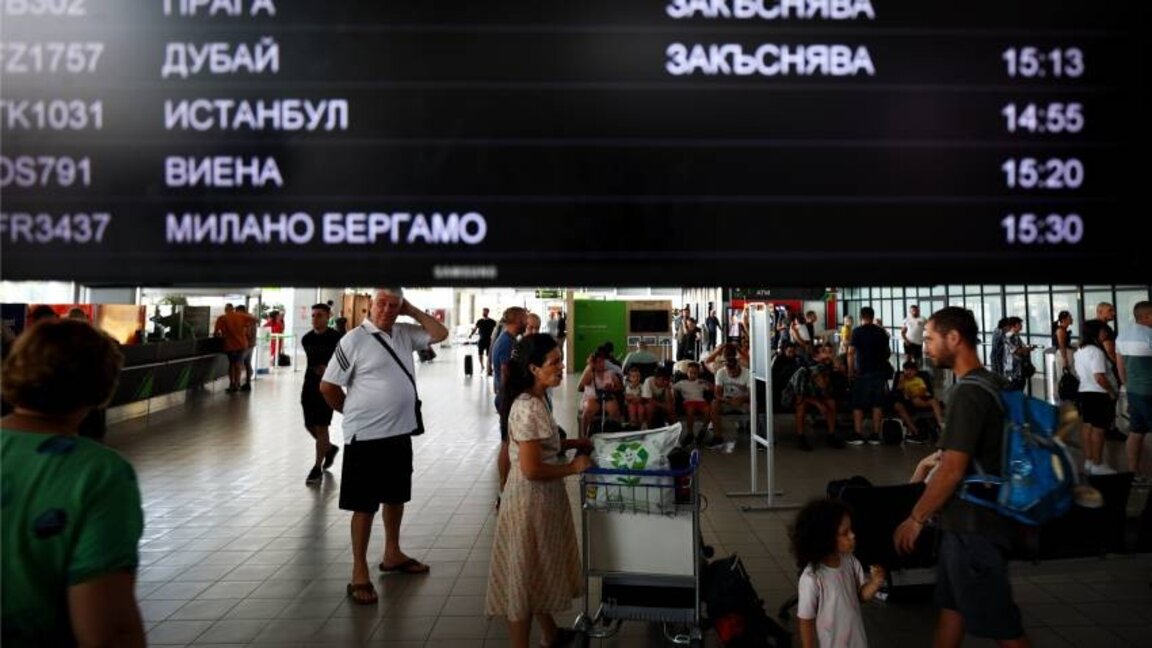 Летище "София" не е засегнато от глобалния IT срив, но има отменени и забавени полети