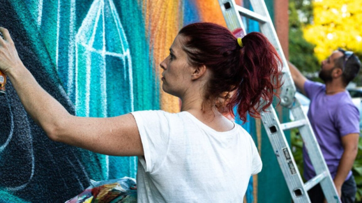 Ausländische Graffiti-Künstler mit Botschaften in Sofia