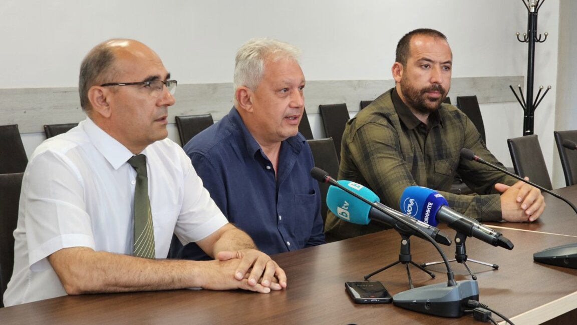 Емил Гелов, Диян Димитров и Георги Кръстев