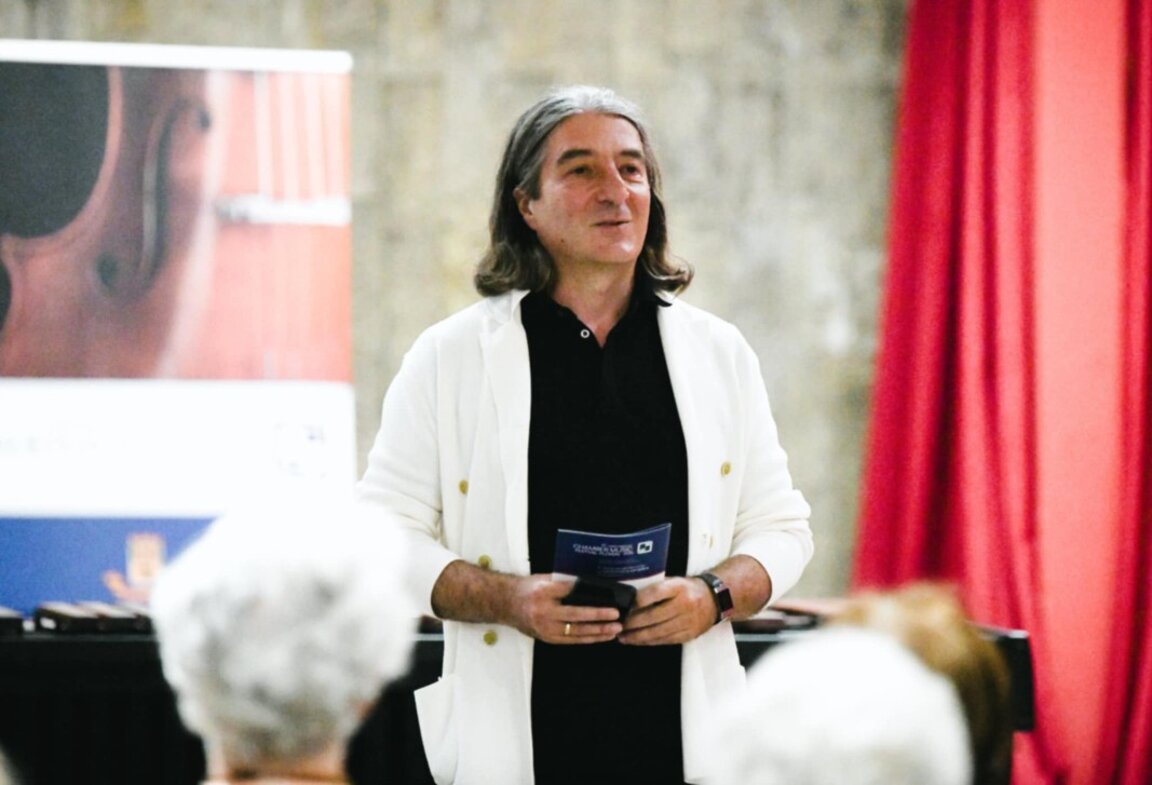 От детството си слушам  Радио Пловдив