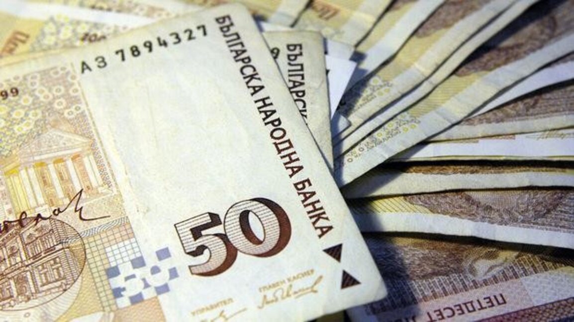 Близо 370 млн. лева са осигурени за нови услуги за възрастни хора с увреждания