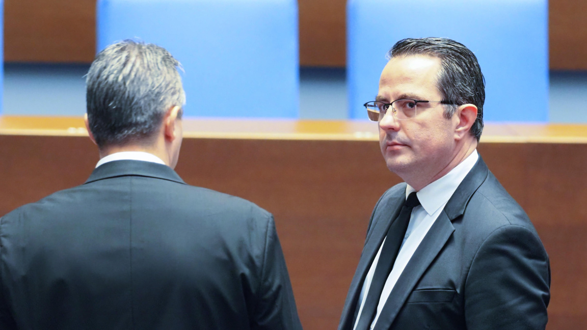 Цончо Ганев (вдясно) в НС.