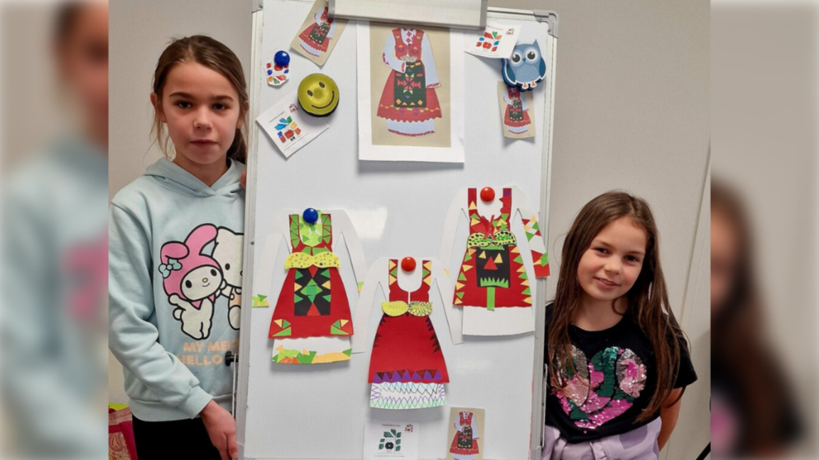 Деца из бугарске школе у Норичу израдила 3D ношње и упознала се с народним везом