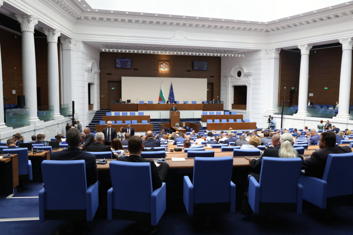 Парламент: Министар здравства да предузме мере против насиља над медицинским радницима