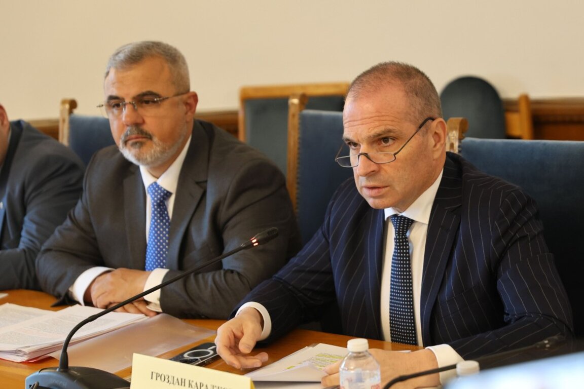 Гроздан Караджов